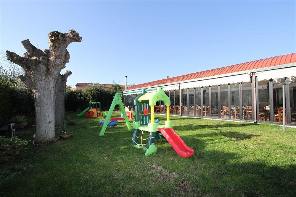La Vecchia Fattoria Hotel Loreto Eksteriør billede